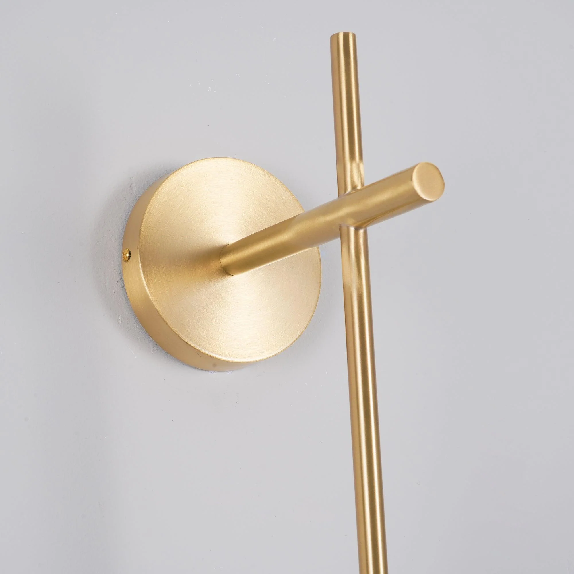 Lustra Wall Lamp Vertical Globe Minimalist - Image 9