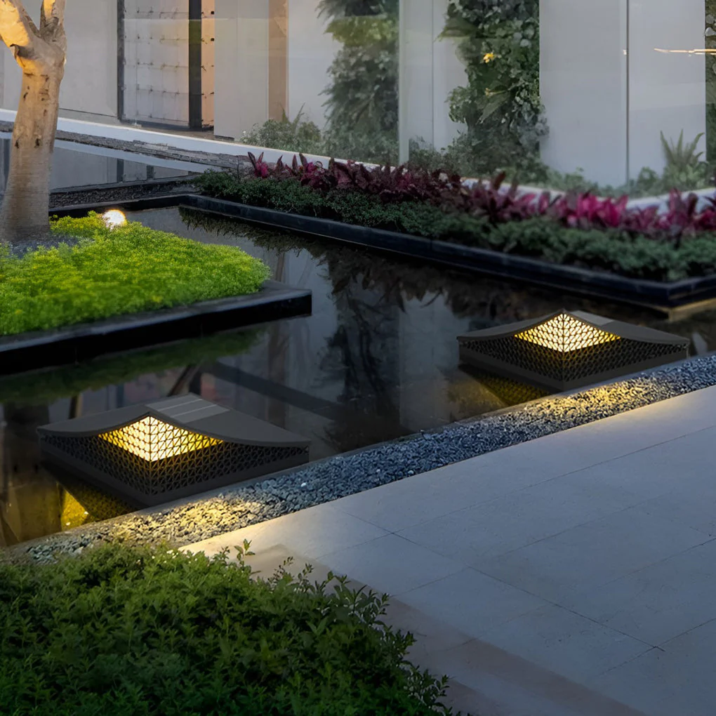 Lynn Industrial Elegant Garden Light - Image 20