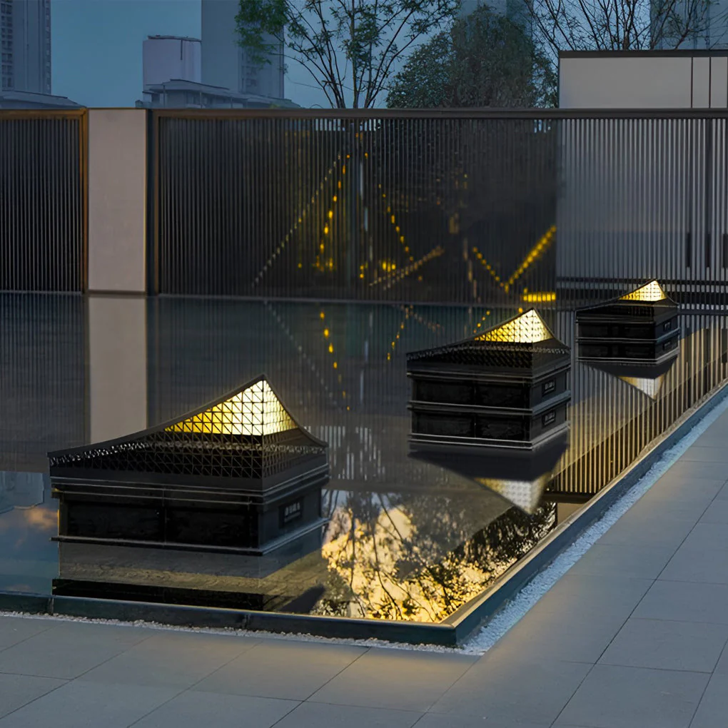 Lynn Industrial Elegant Garden Light - Image 4