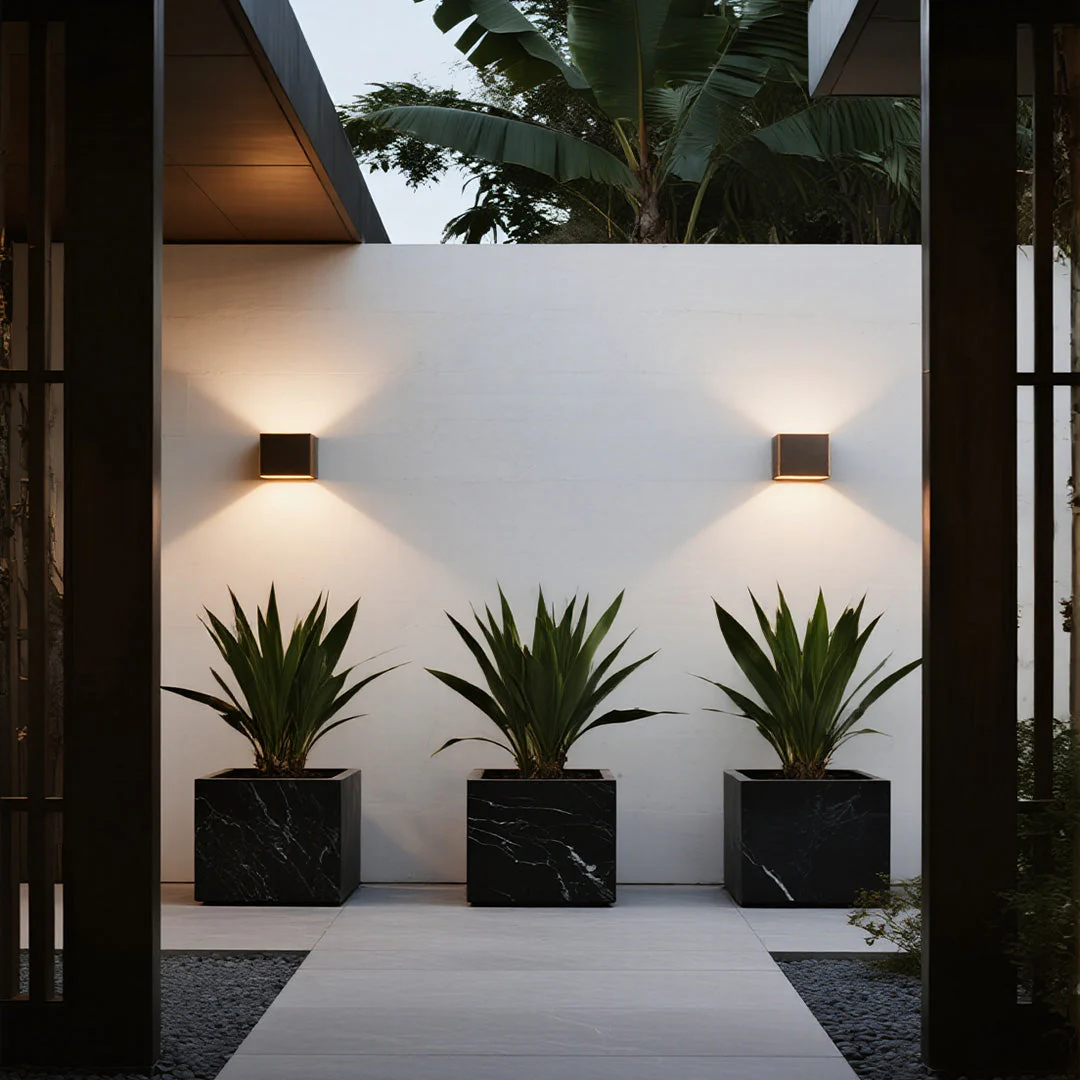 Magda Minimalist Style Outdoor Wall Light