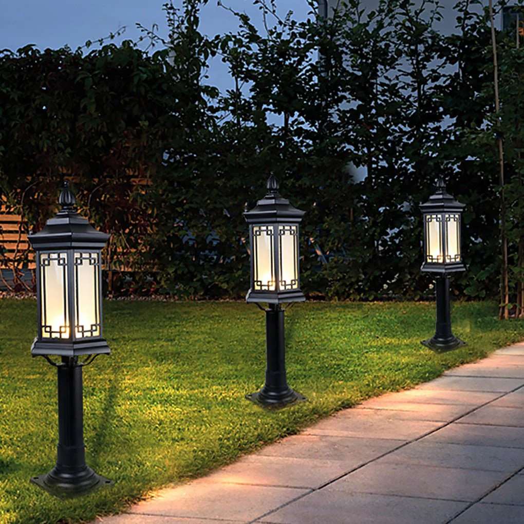 Margoty Traditional Rhombus Outdoor Pathway Lights - Image 7
