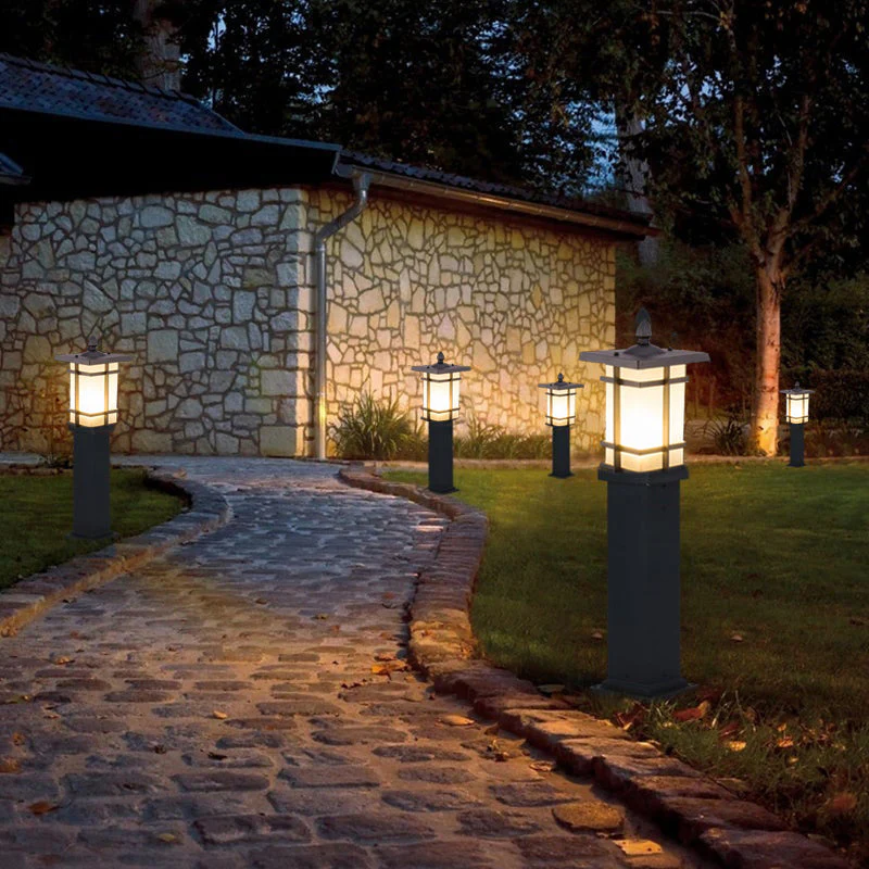 Maurice Elegant Vintage Retro Outdoor Pathway Lamp - Image 4
