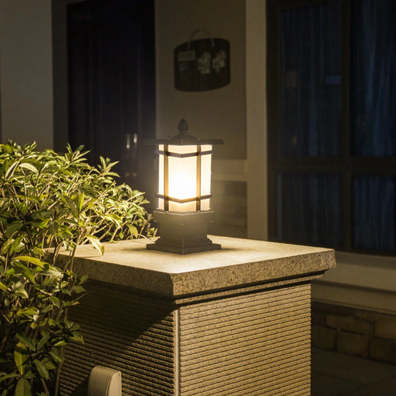 Maurice Elegant Vintage Retro Outdoor Pathway Lamp - Image 5