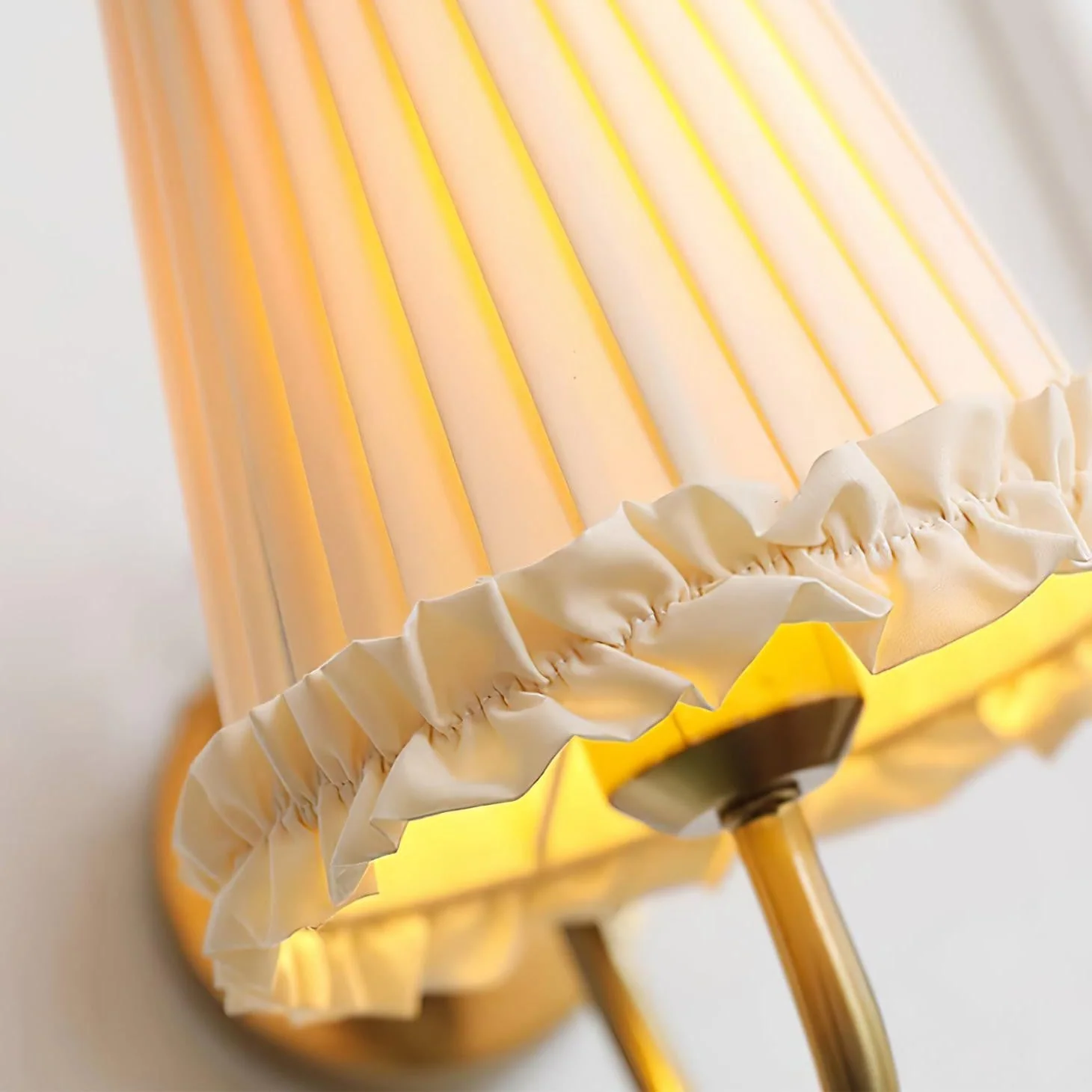 Mcveigh Contemporary Fabric Wall Lamp - Image 22