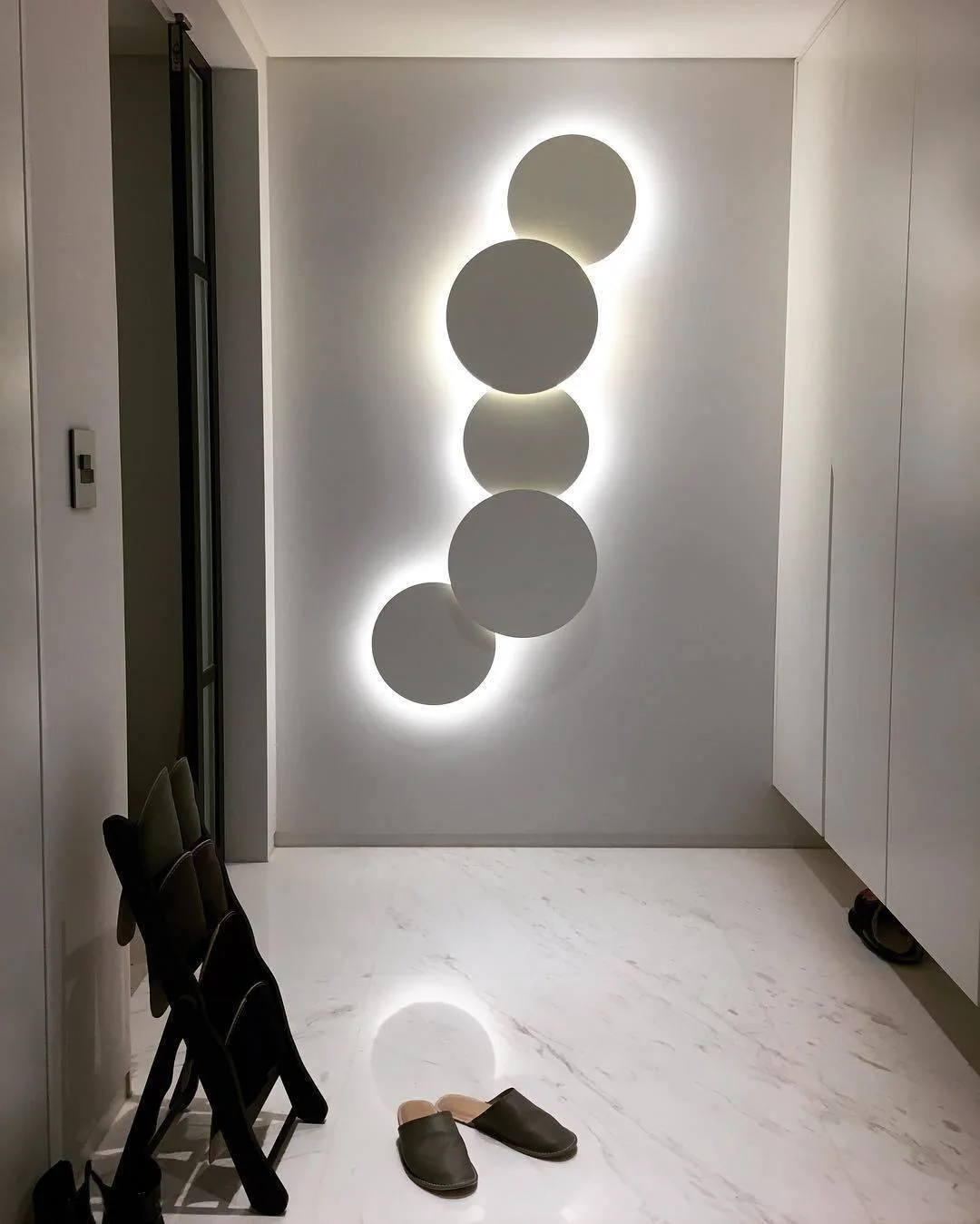Megan Geometric Disc Wall Lamp - Image 85