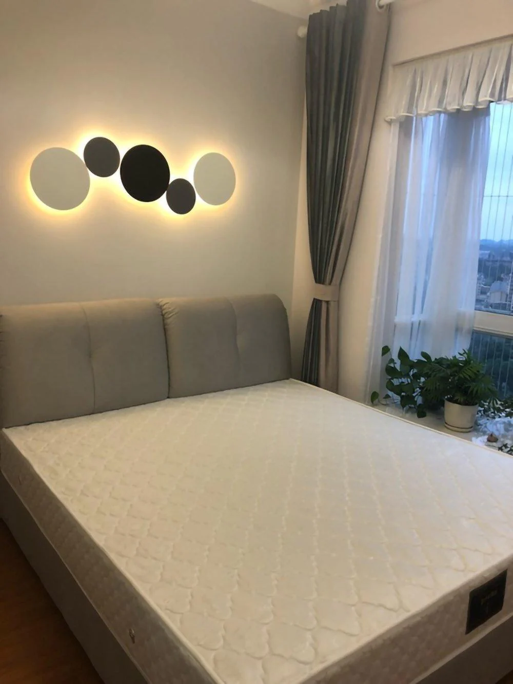 Megan Geometric Disc Wall Lamp - Image 89