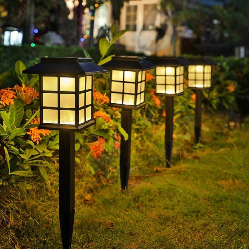 Merle Square Pavilion-shaped Solar LED ABS Outdoor Post Light - Image 3