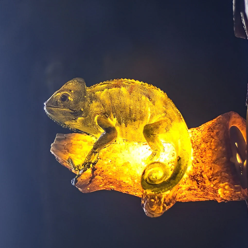 Michael Simulation Animal Parrot LED Resin Outdoor Lights - Image 10