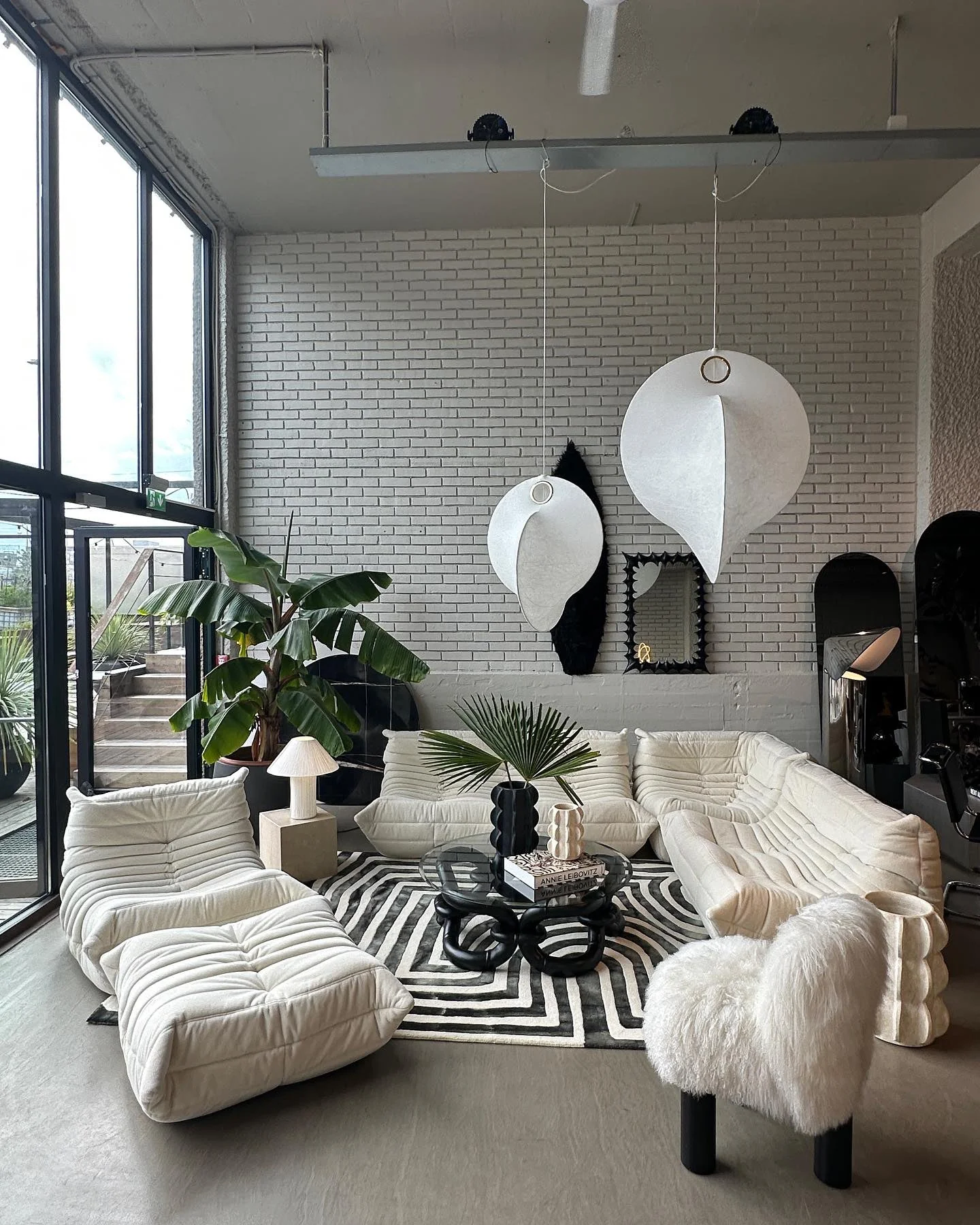 Mirelian Steel Artistic Pendant Lamp - Image 61