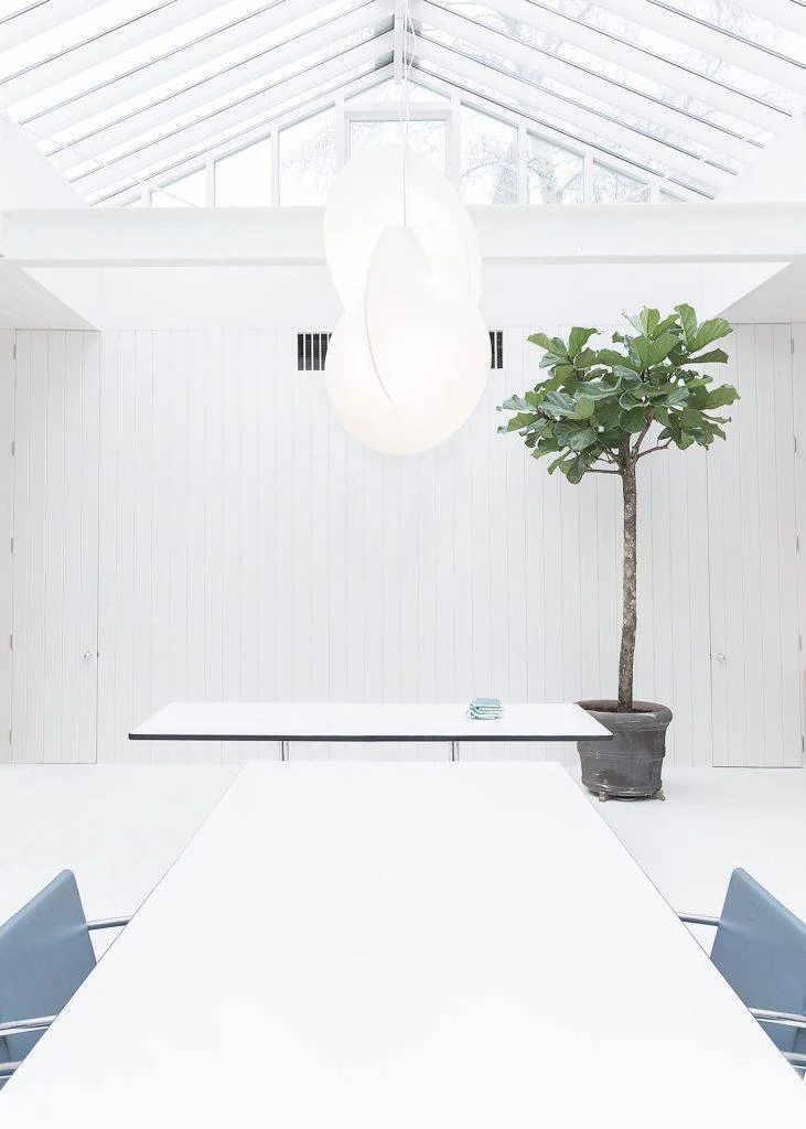 Mirelian Steel Artistic Pendant Lamp - Image 8