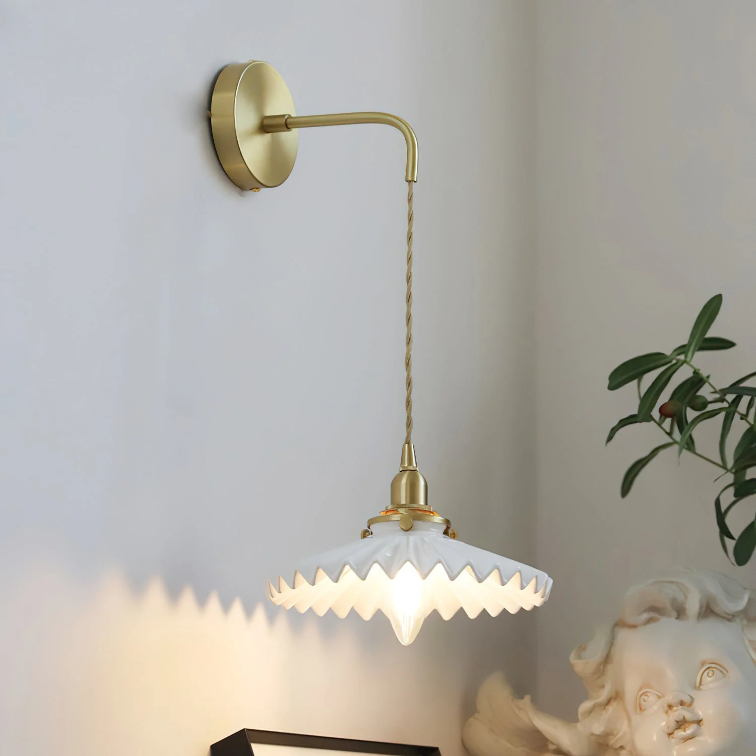 Modern Brass Wall Light - Image 14