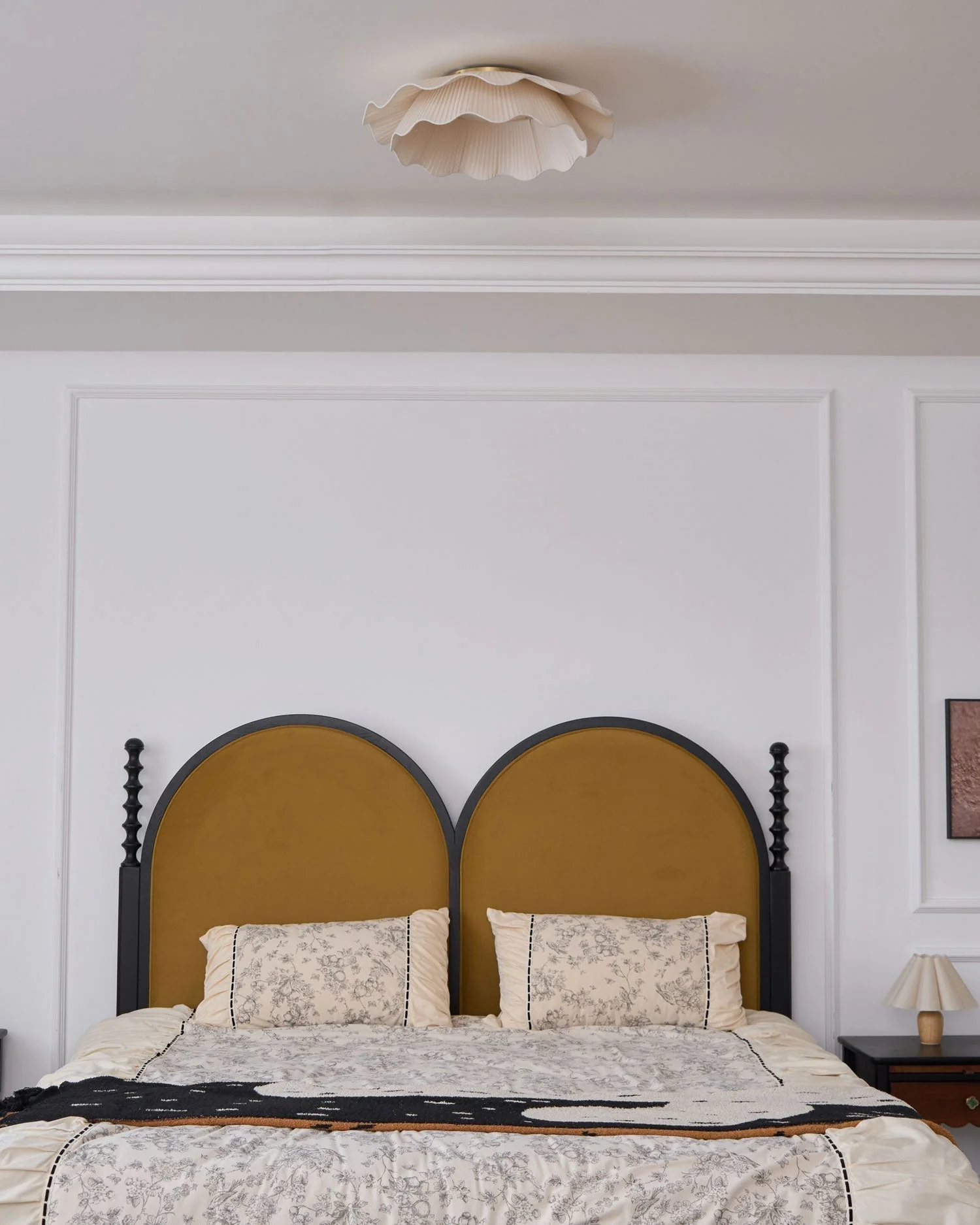 Mylirira Premium Elegance Wave Brass Fabric Ceiling Lamp - Image 13