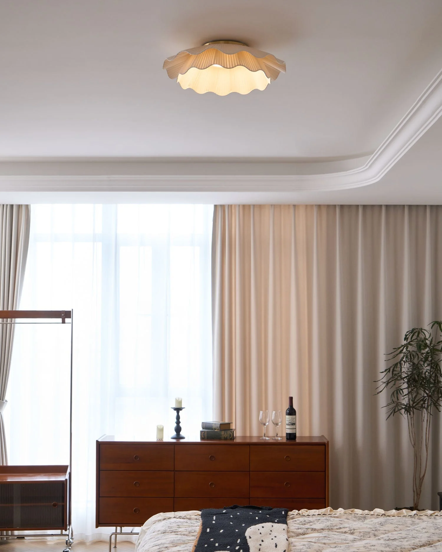 Mylirira Premium Elegance Wave Brass Fabric Ceiling Lamp - Image 14