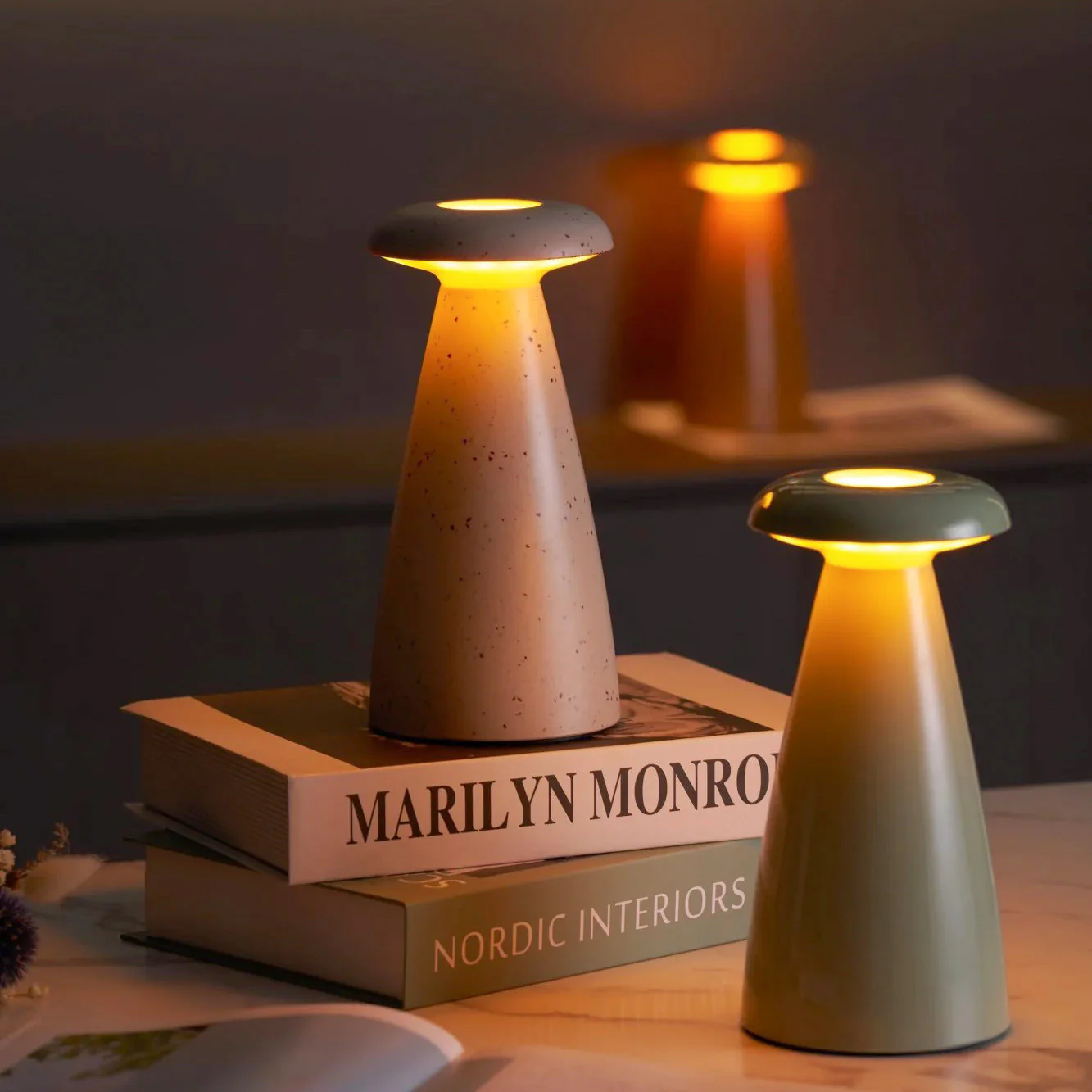 Noko Modern Ceramic Table Lamp - Image 2