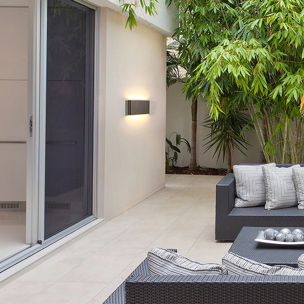 Nolle Modern Low Profile Porch LED Glass Outdoor Wall Light - Image 9
