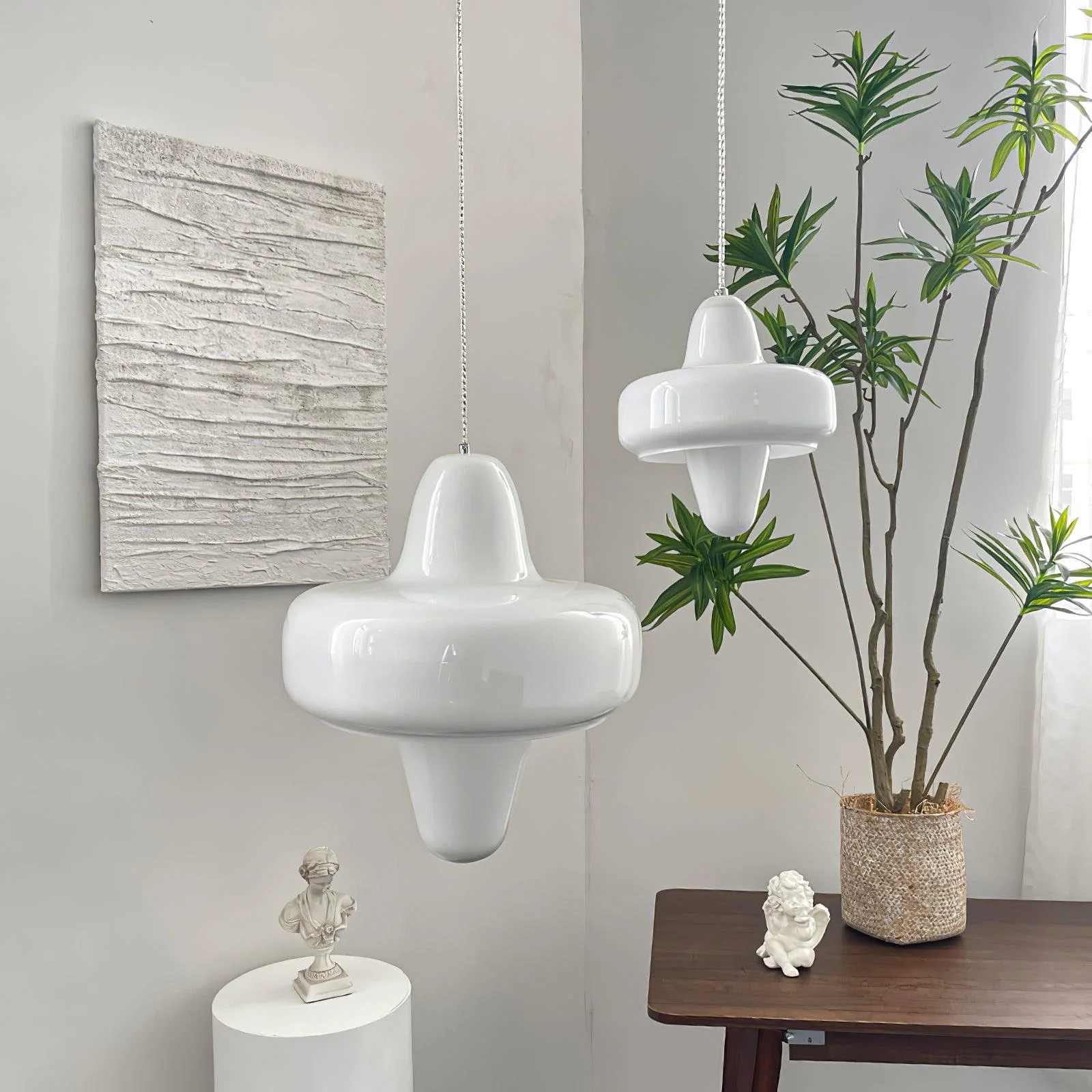Nuvia Minimalist Glass Pendant Lamp - Image 7