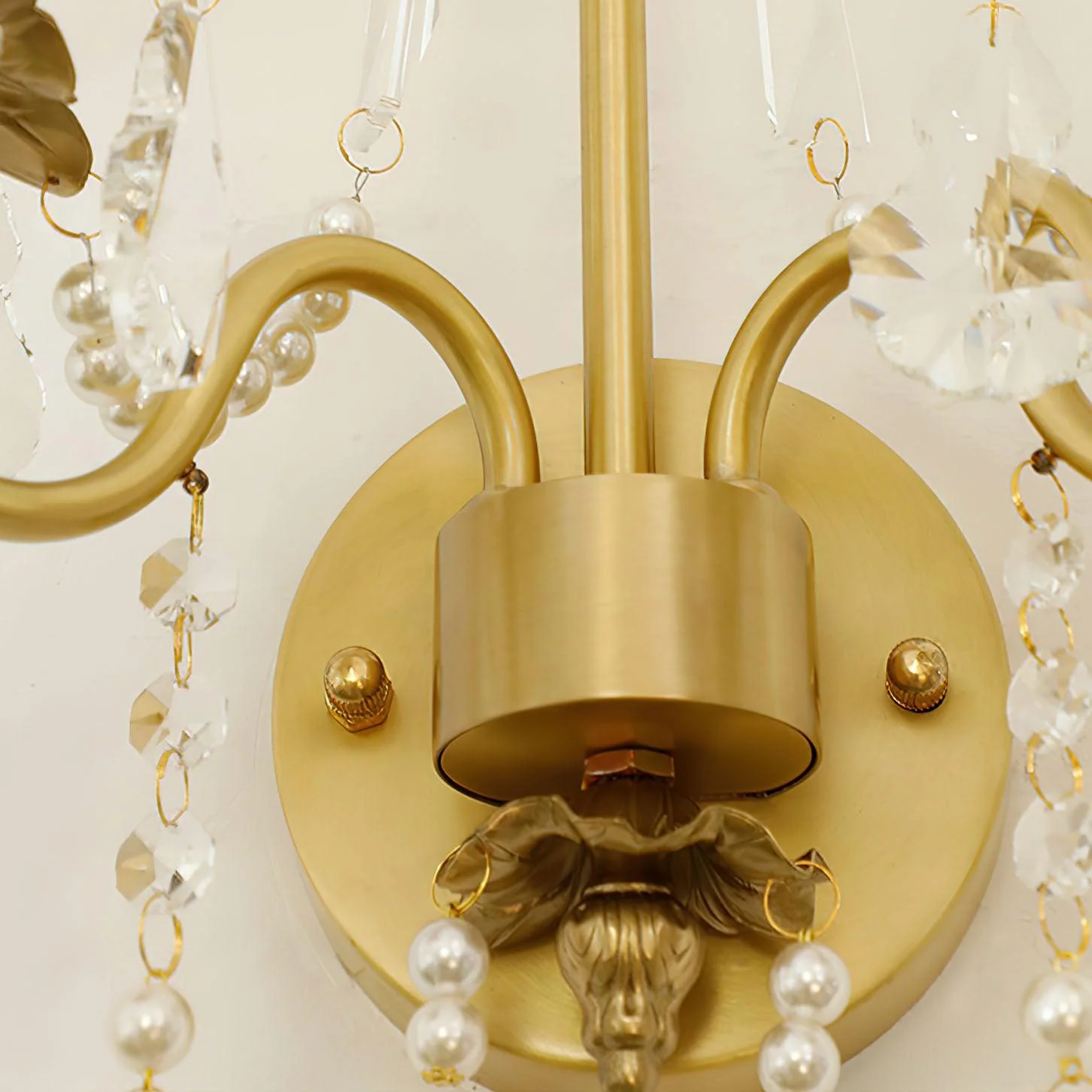 Nydoraris Elegance Pearl Chain Crystal Wall Lamp - Image 12