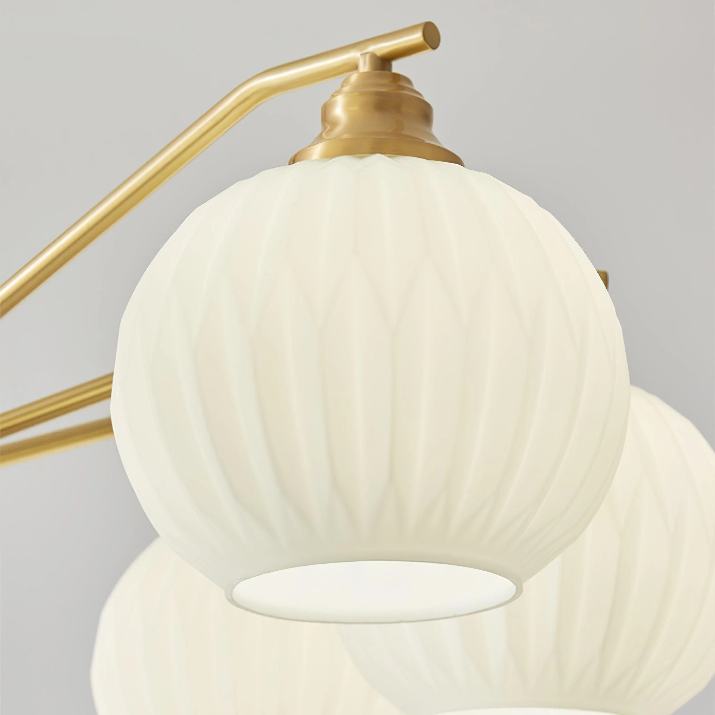 Nytheos Luxurious Brass Chandelier - Image 17