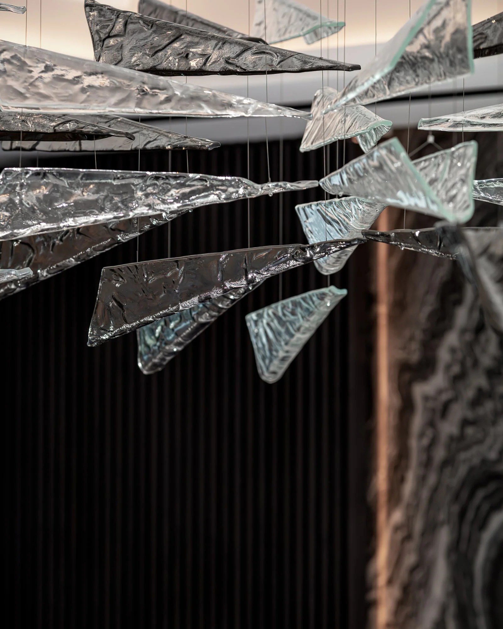 Nyvinia Glass Feather-Shape Chandelier - Image 20