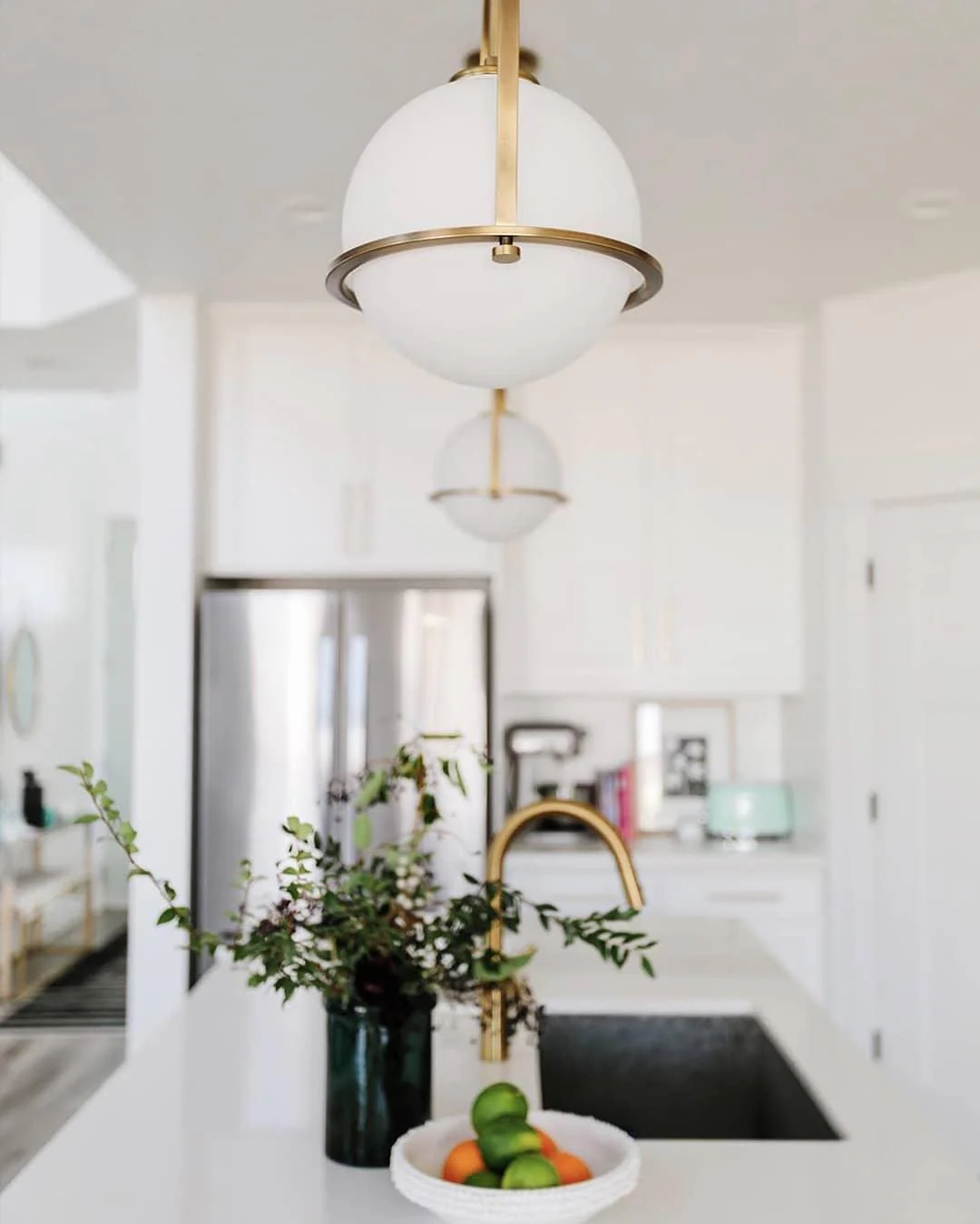 Obsidian Modern Glass Pendant Light - Image 36