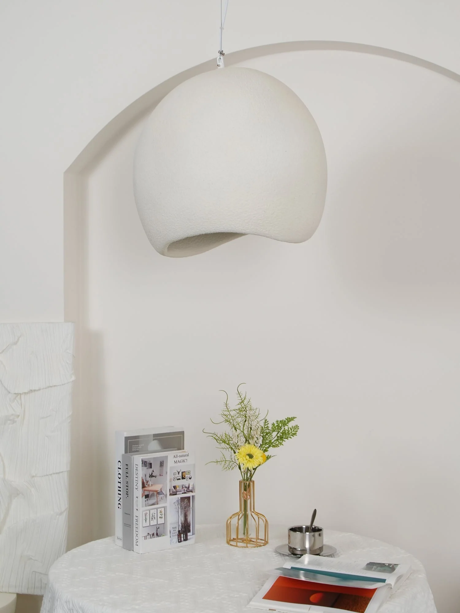 Ocara Modern Minimalist Resin Pendant Light - Image 27