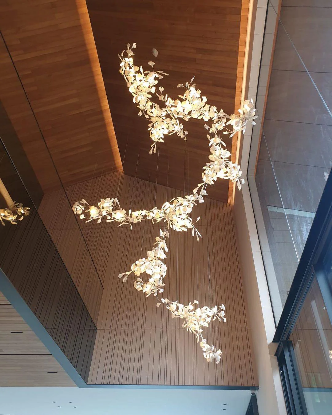 Olivia Ceramic Gingko  Cluster  Chandelier  Brass Floral - Image 20