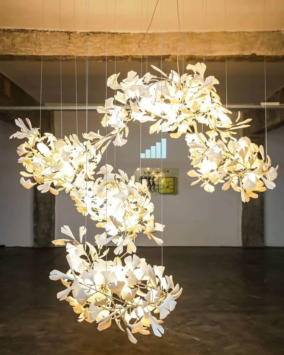 Olivia Ceramic Gingko  Cluster  Chandelier  Brass Floral - Image 24