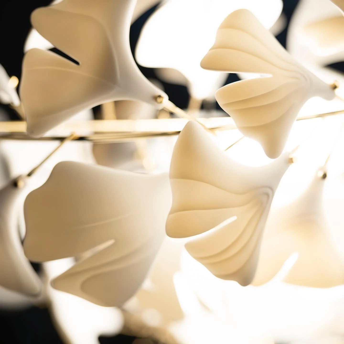 Olivia Ceramic Gingko Leaf Combination Chandelier Wave-Shape - Image 27