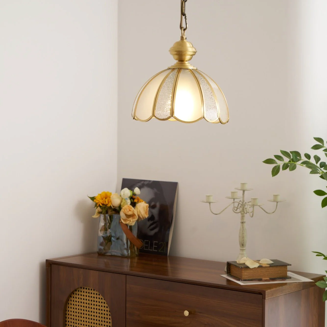 Ophaan Traditional Art Brass Glass Pendant Light - Image 13
