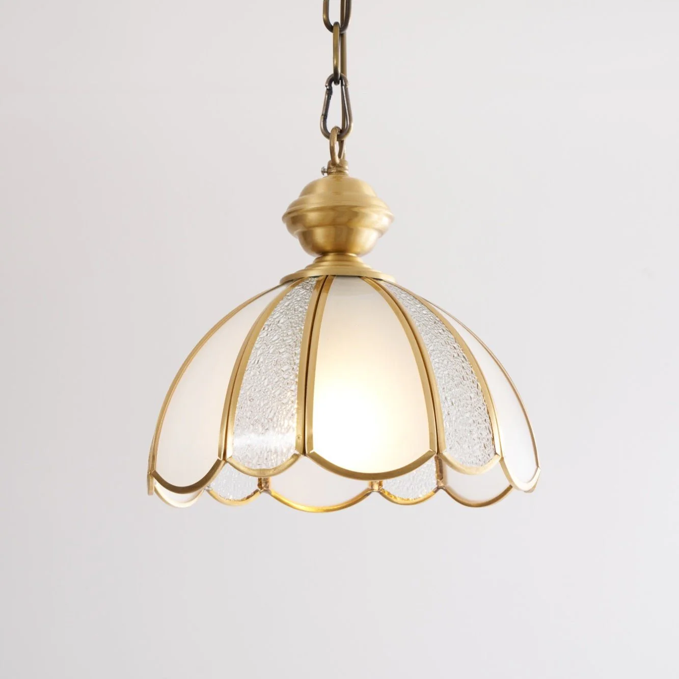 Ophaan Traditional Art Brass Glass Pendant Light - Image 8