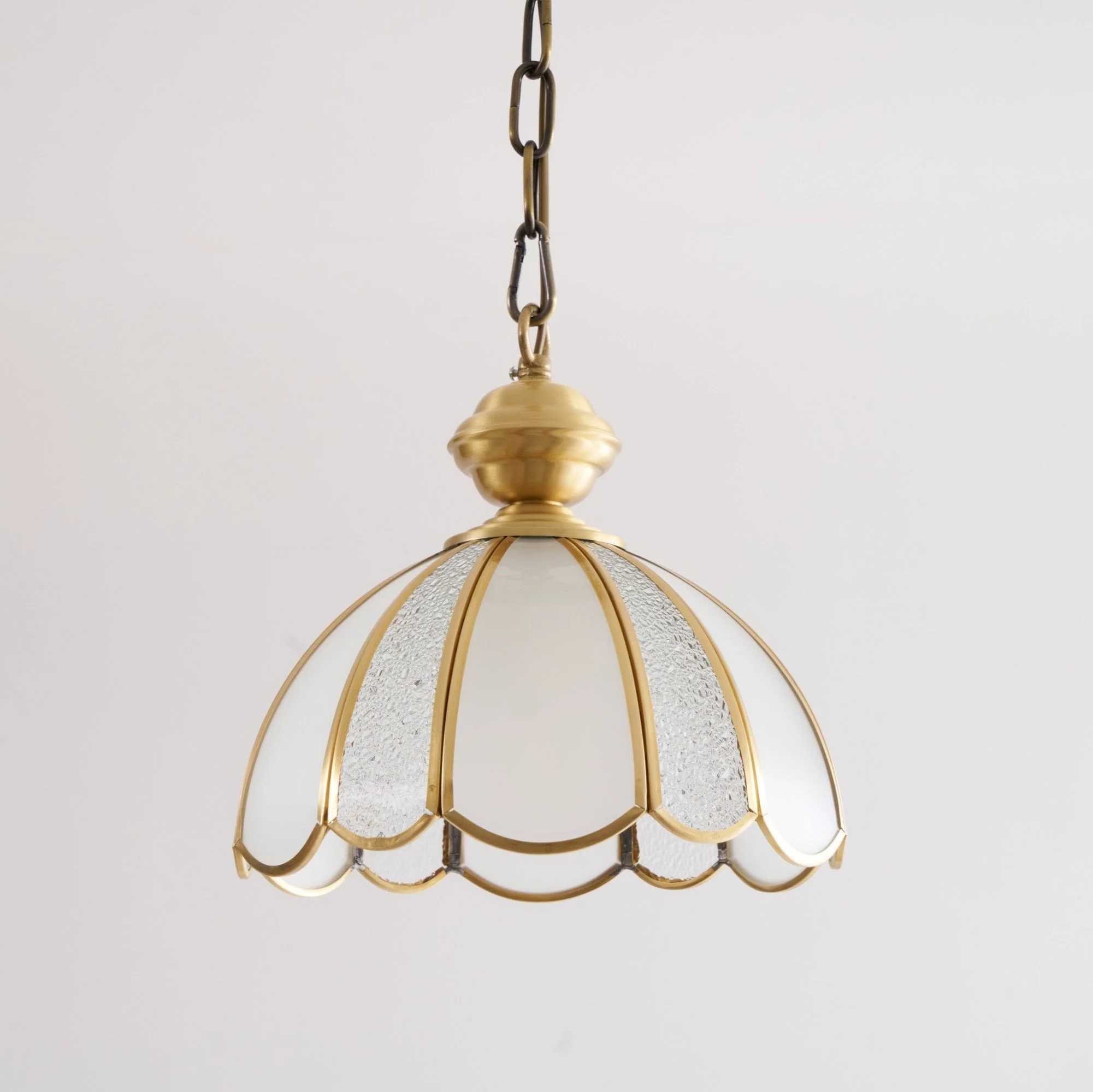 Ophaan Traditional Art Brass Glass Pendant Light - Image 9