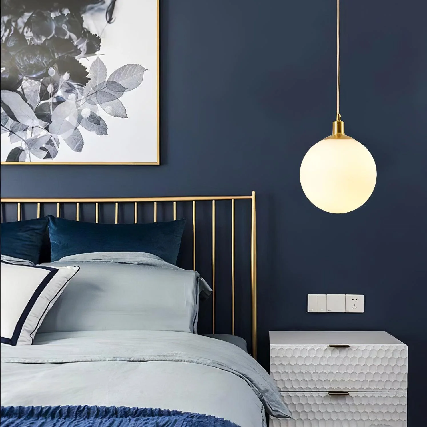 Orbita Minimalist Brass Pendant Light - Image 13