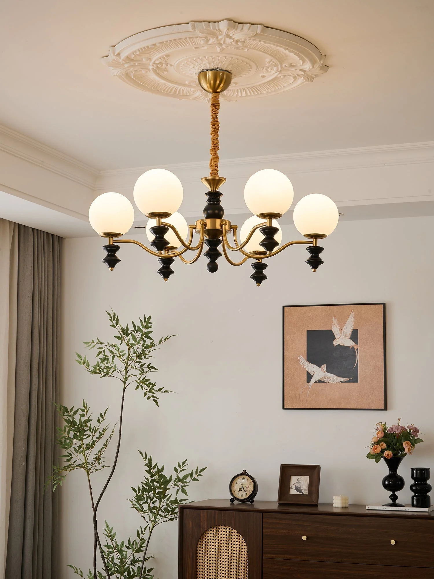 Ordore Traditional Elegance Vintage Wood Chandelier - Image 20