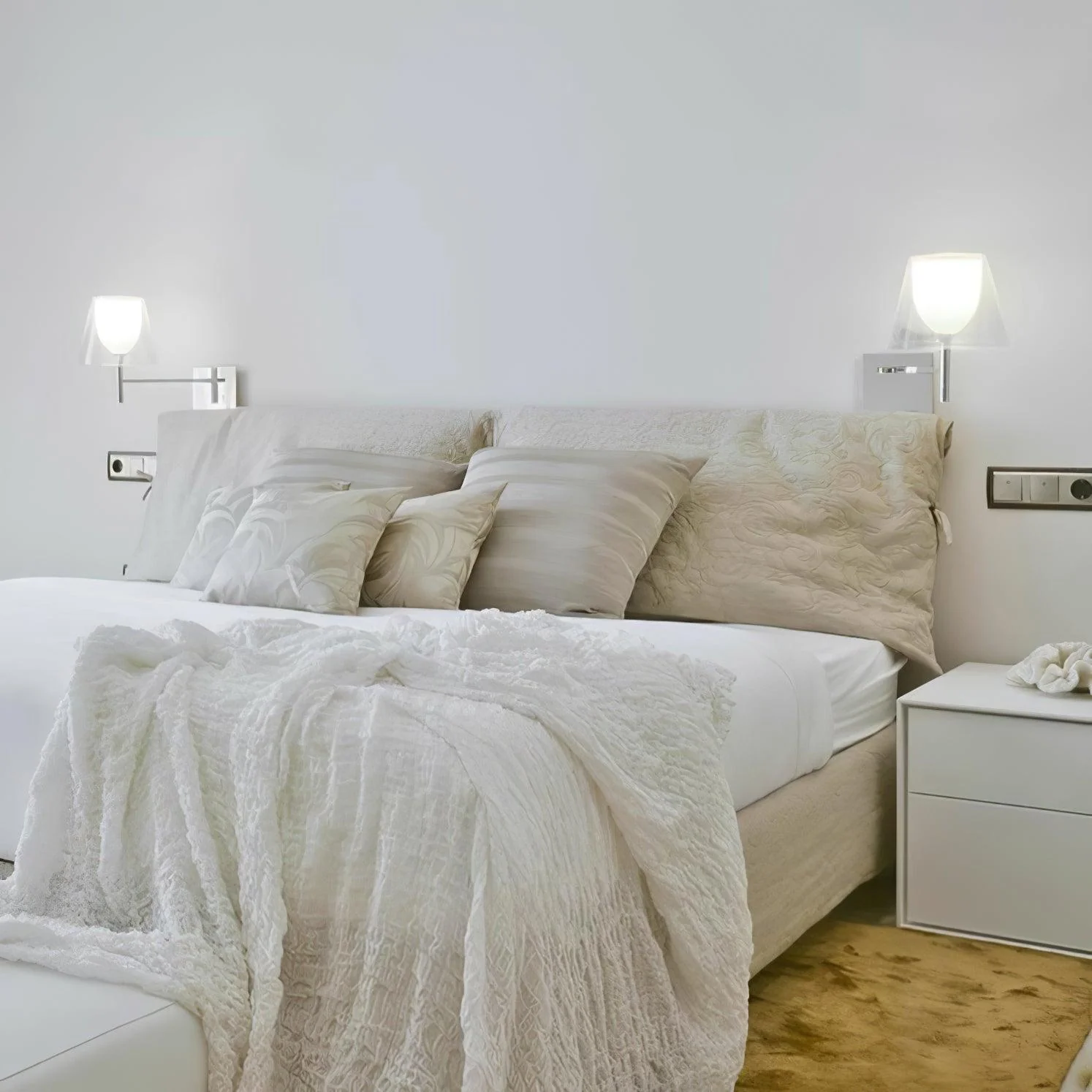 Orsore Chrome Prism Fabric Wall Lamp - Image 29