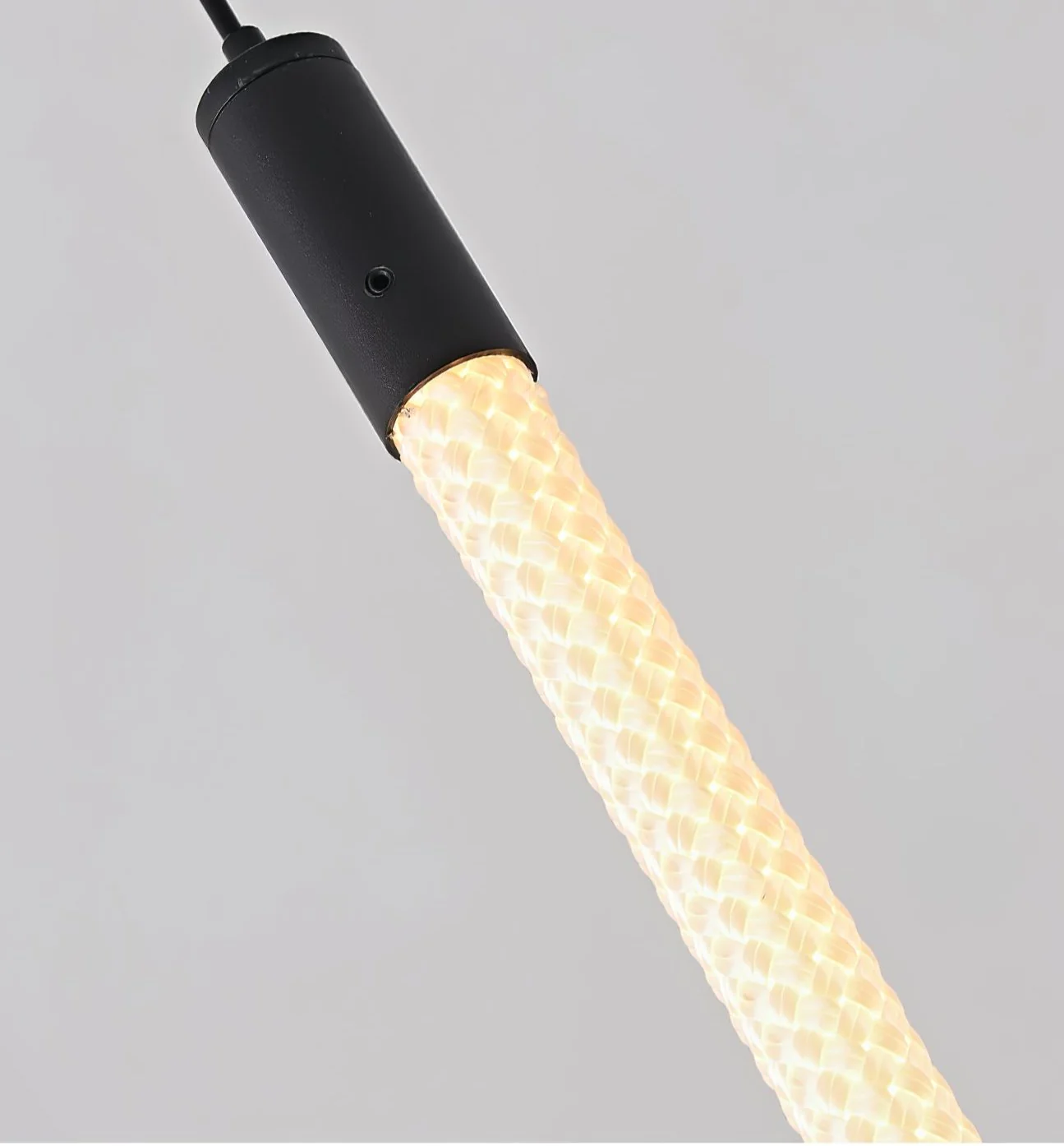 Osile Modern Minimalist Vertical Pendant Light - Image 12