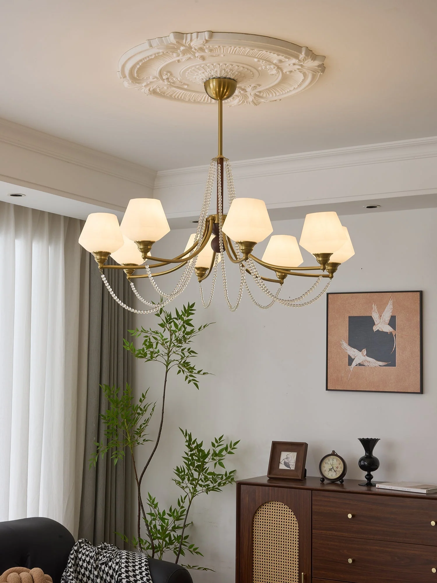 Othaus Traditional Elegance Vintage Wood Chandelier - Image 29