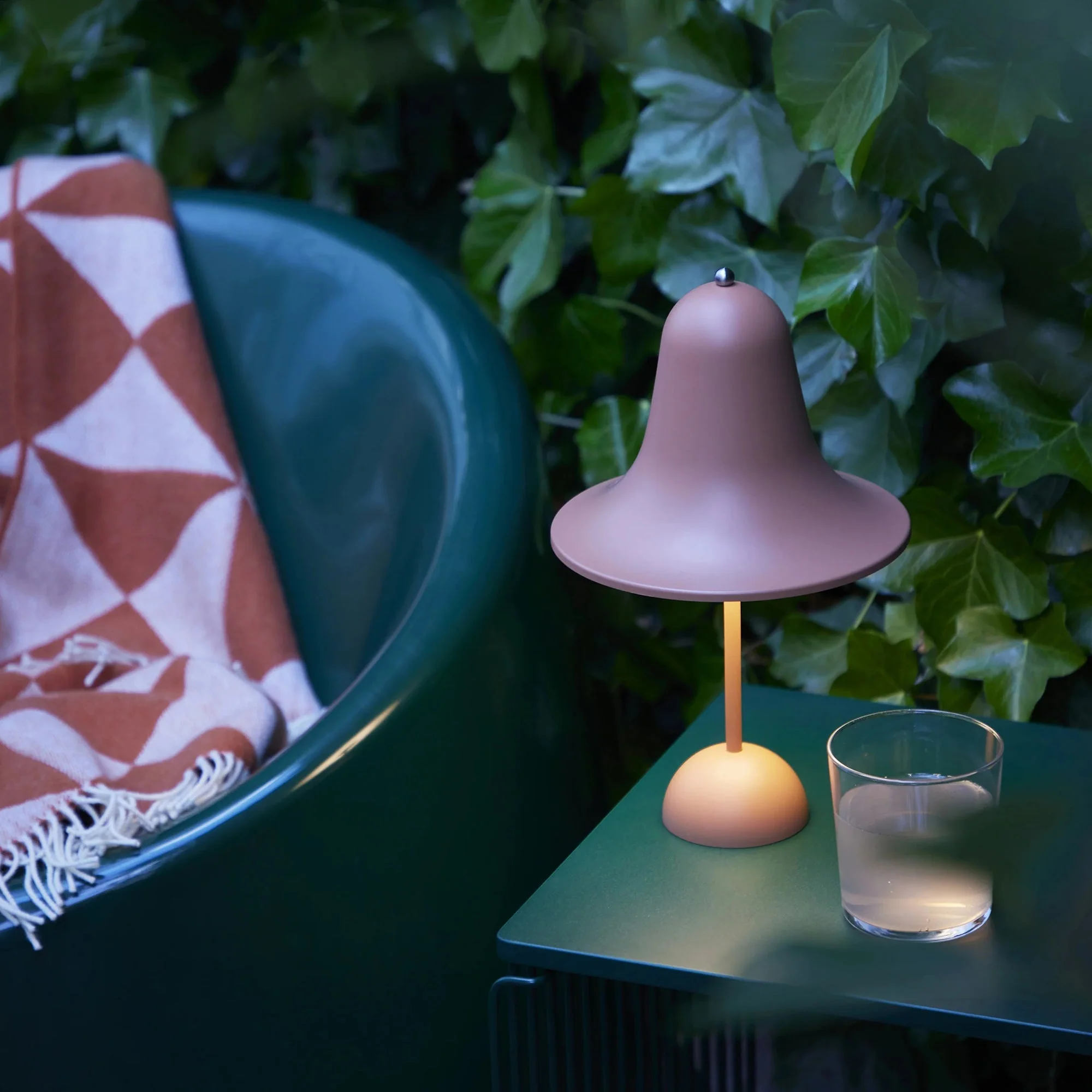 Pantop Modern Table Lamp - Image 21