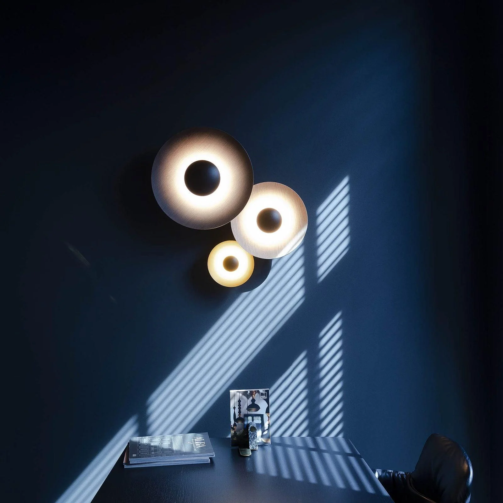 Peacemaker Elegance Simplicity Glow Wall Light - Image 83