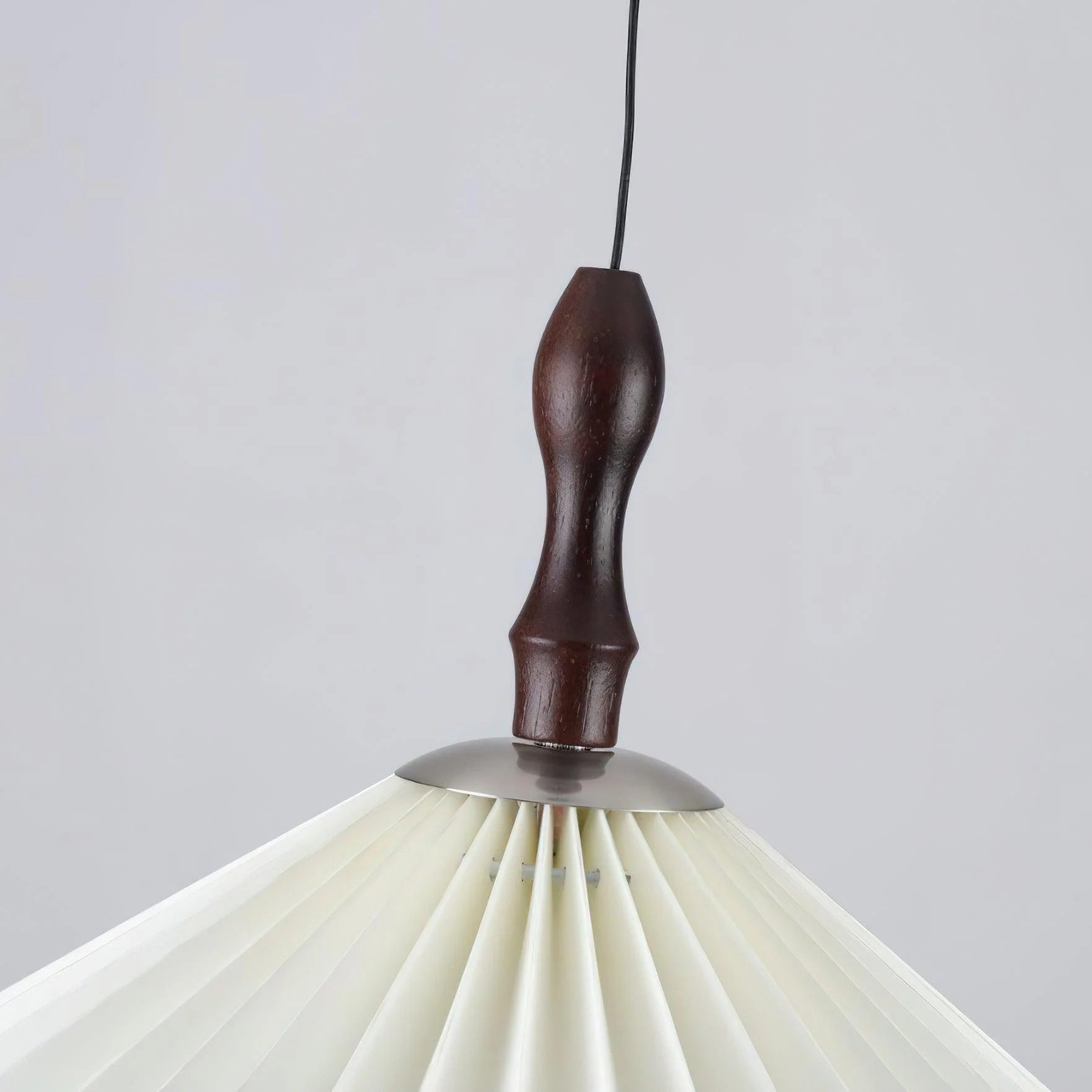 Petal Fashion Wood Pendant Lamp - Image 15