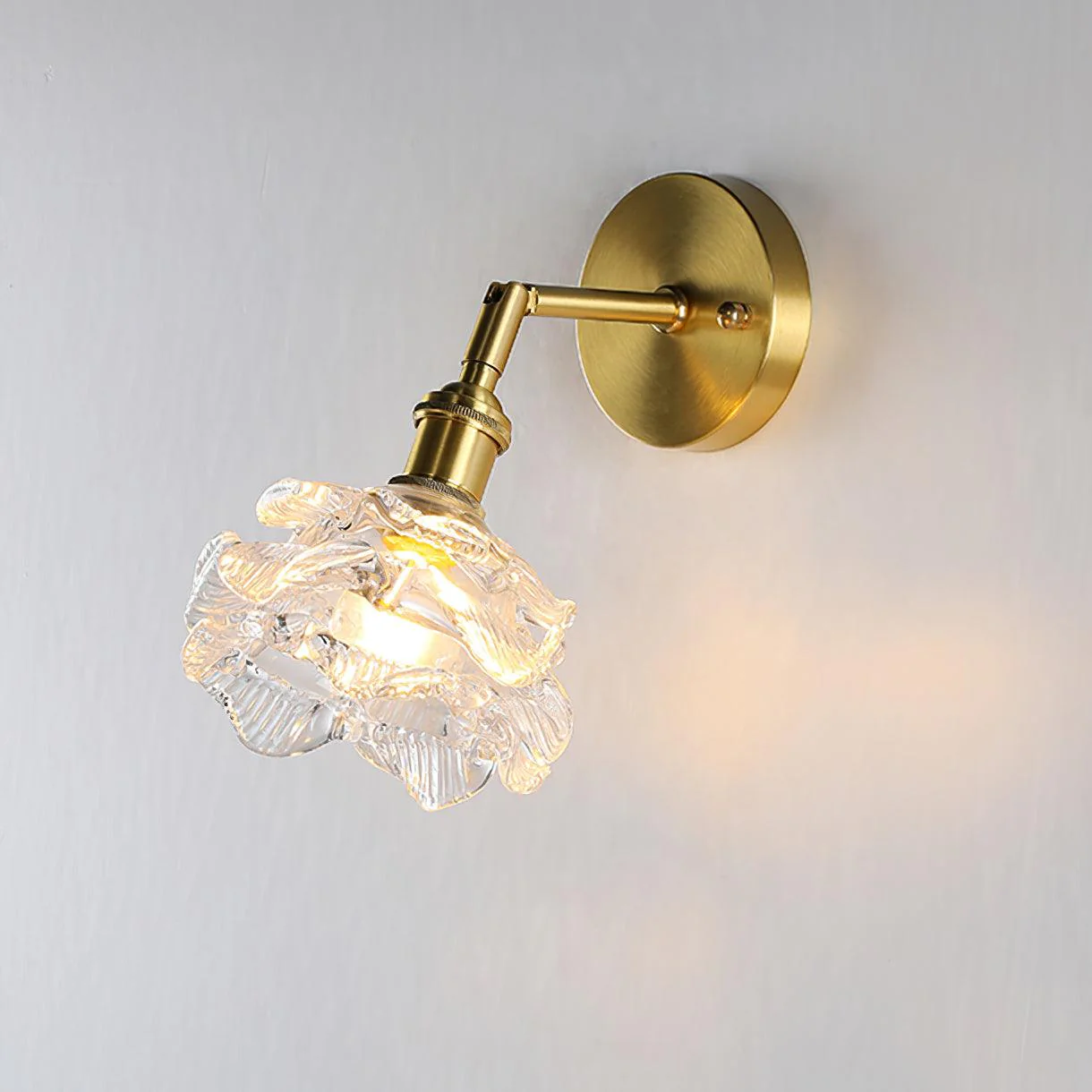 Petal Vintage Brass Wall Lamp - Image 12
