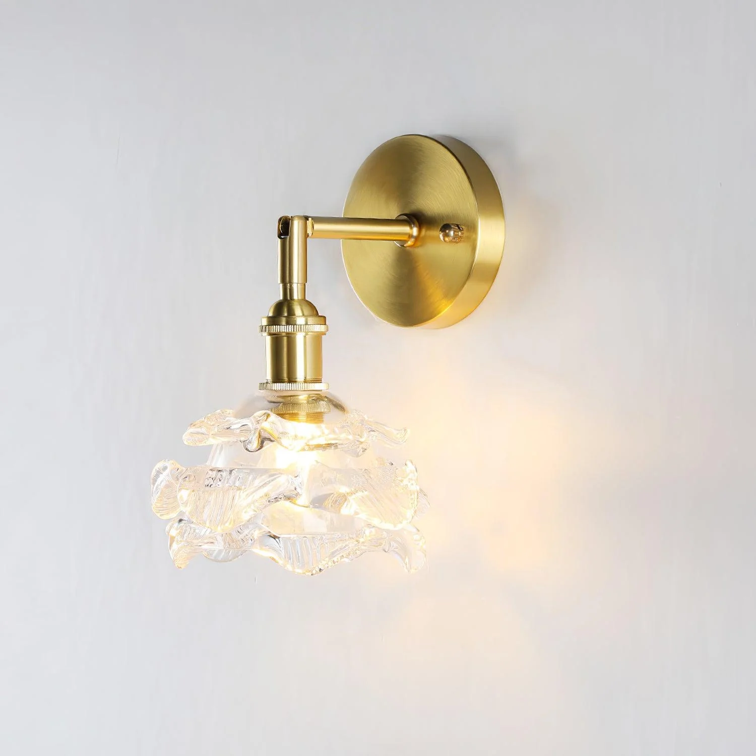 Petal Vintage Brass Wall Lamp - Image 7