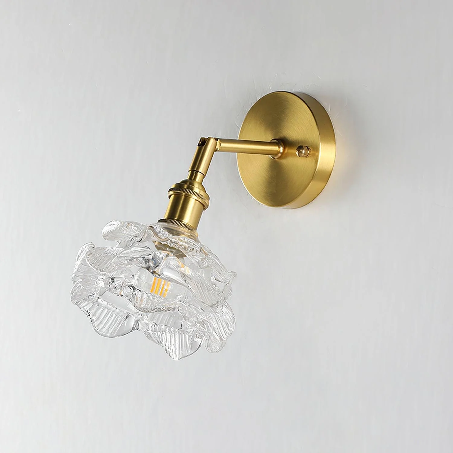 Petal Vintage Brass Wall Lamp - Image 9
