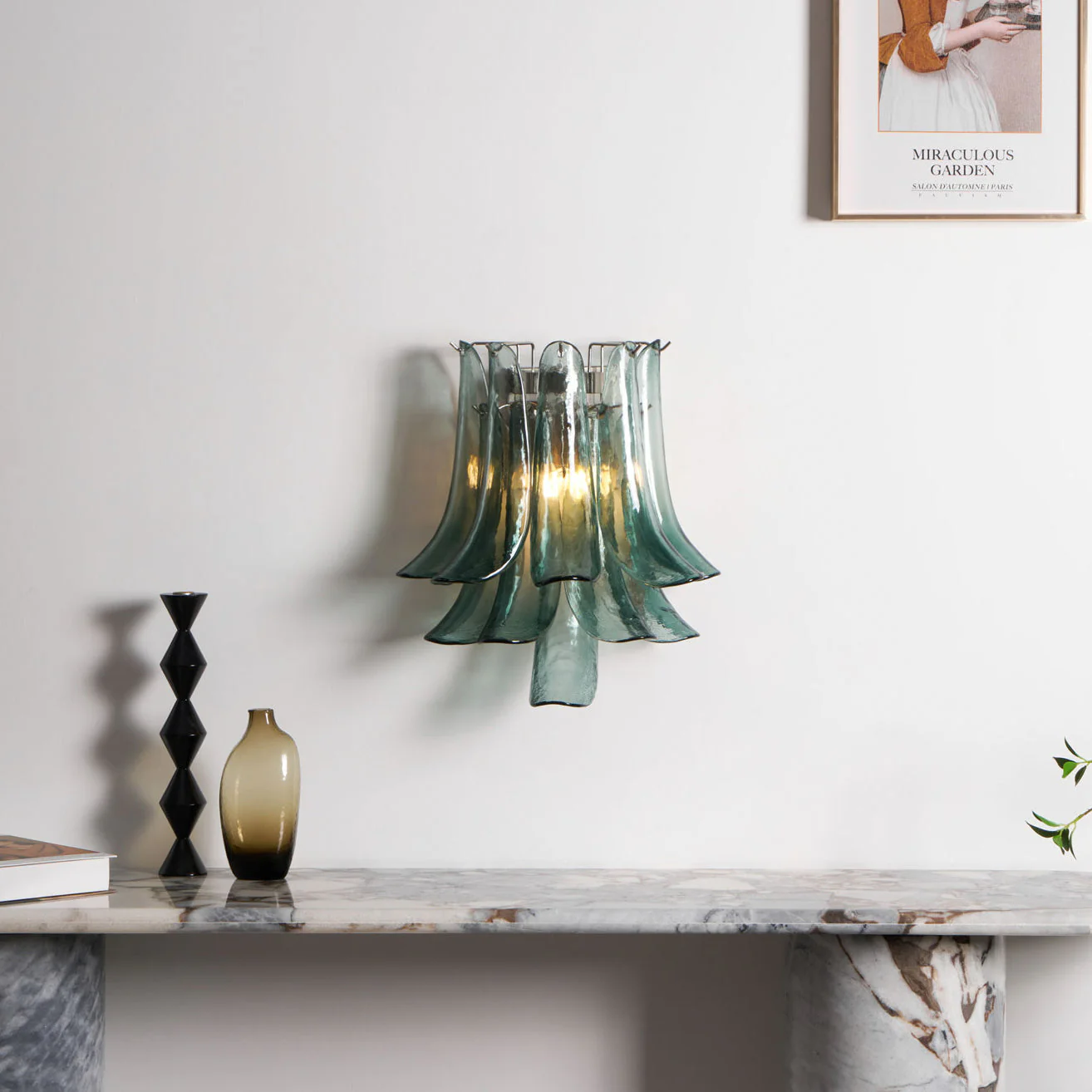 Petalo Contemporary Glass Wall Light - Image 3