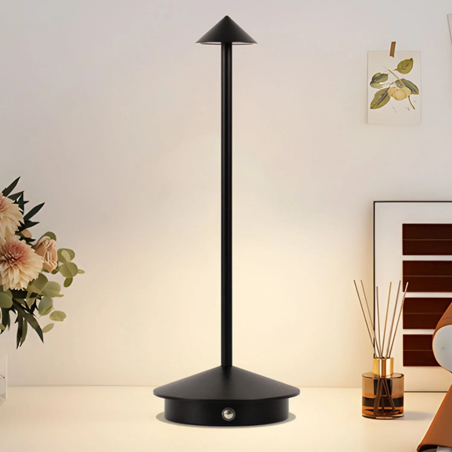 Pina Modern Table Lamp - Image 7