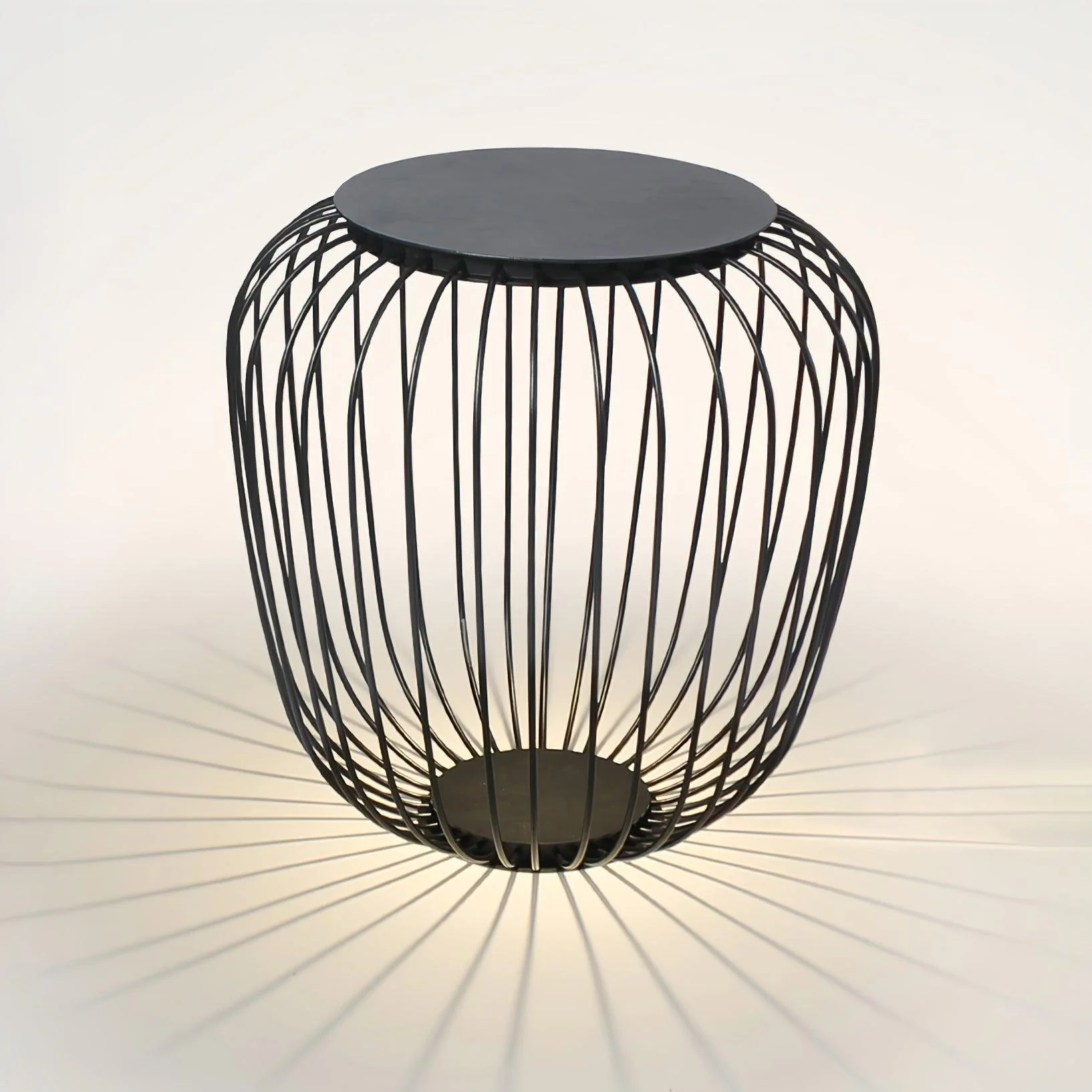 Piper Modern Outdoor Light - Image 9