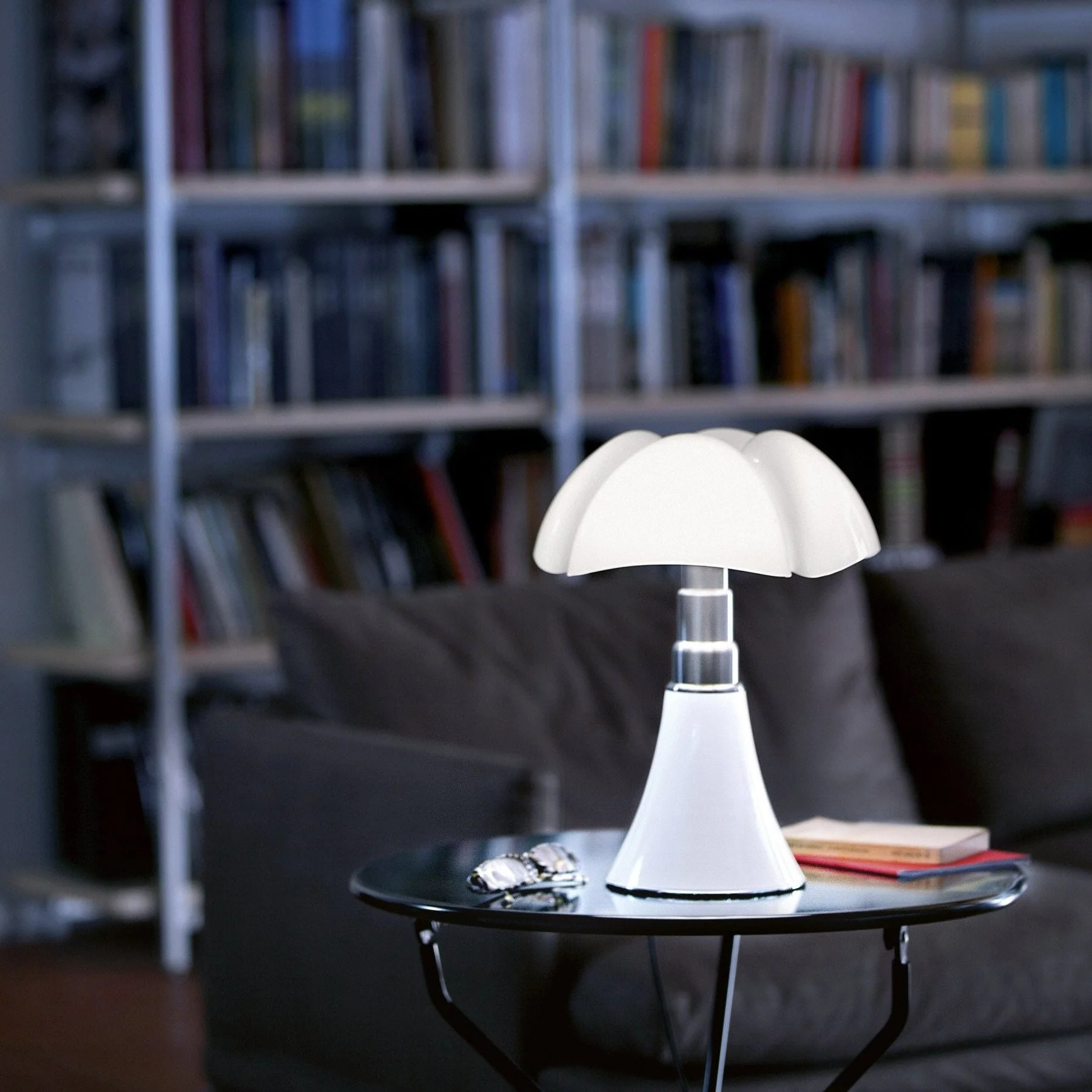 Pipistrello Modern Table Lamp - Image 14