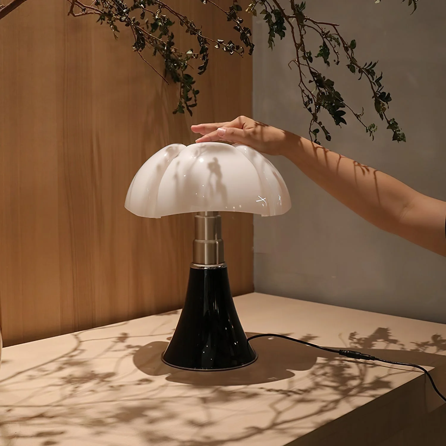 Pipistrello Modern Table Lamp - Image 19