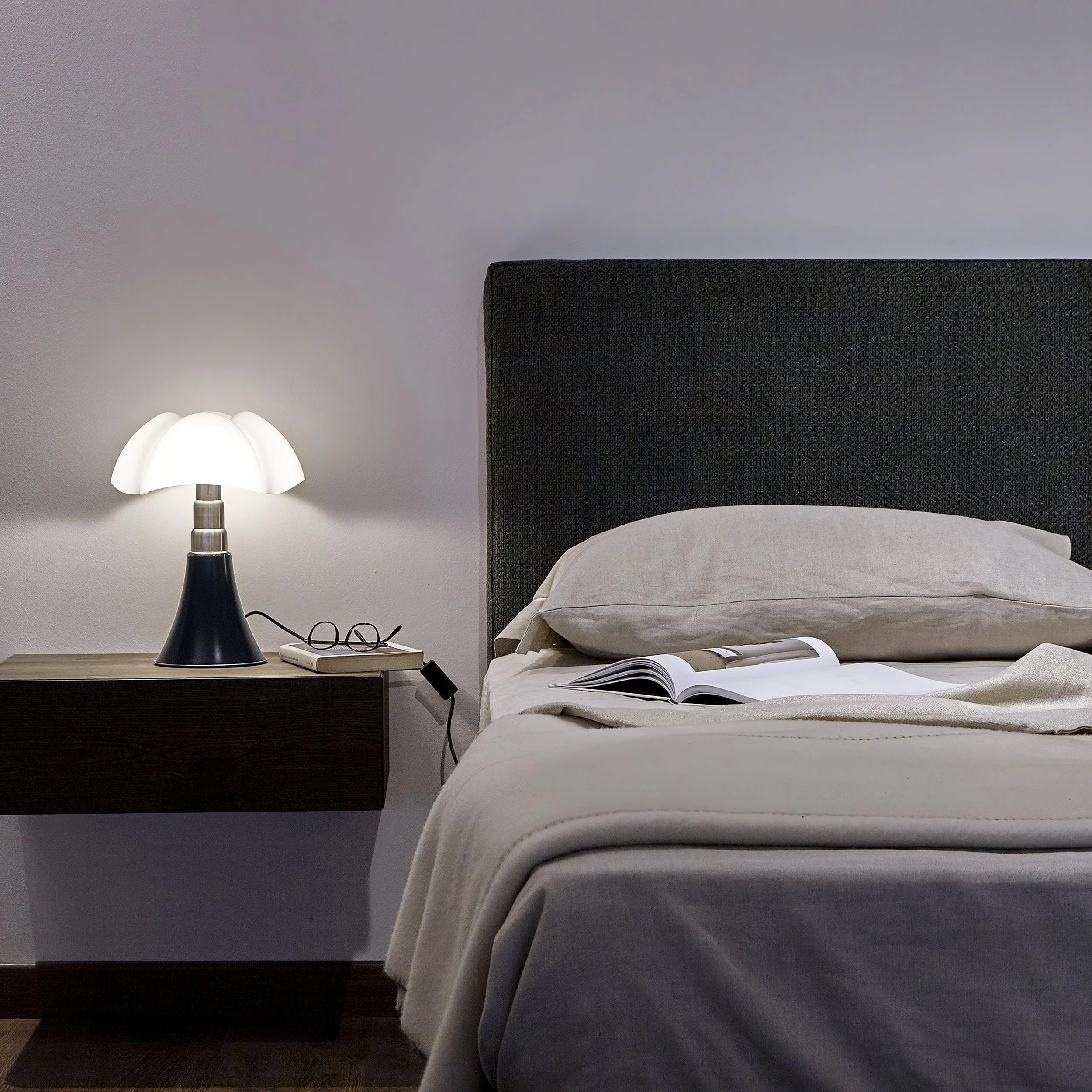 Pipistrello Modern Table Lamp - Image 20