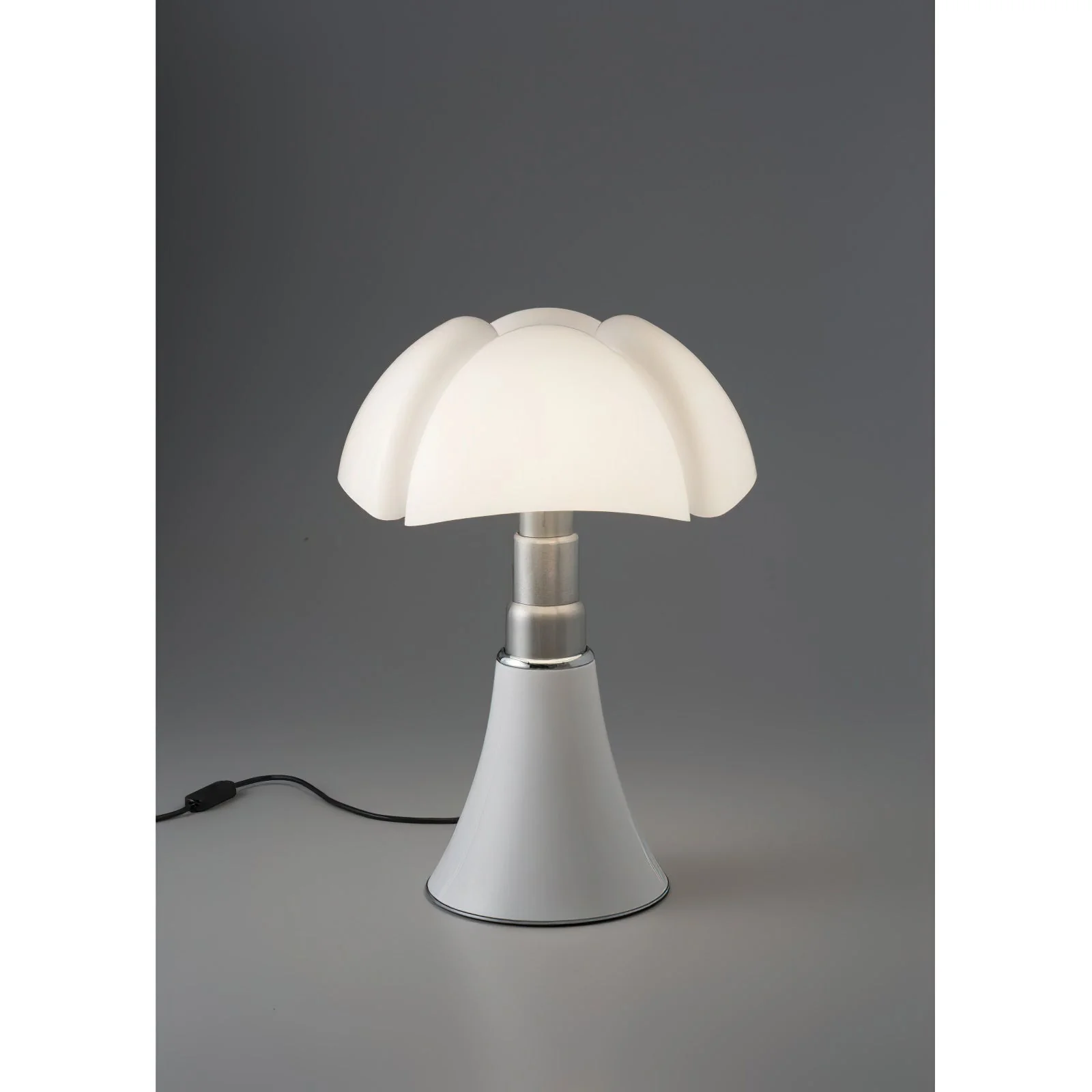 Pipistrello Modern Table Lamp - Image 25