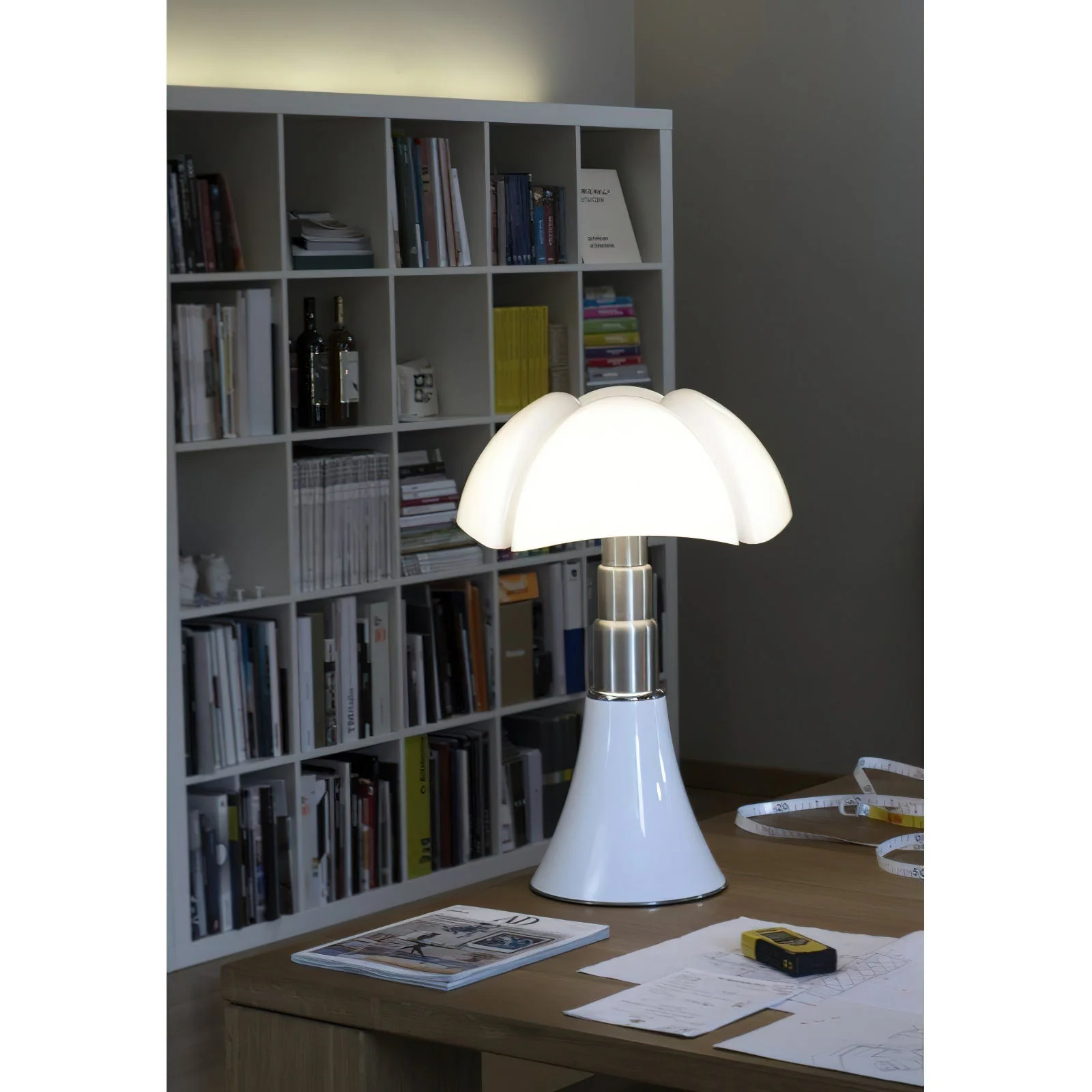 Pipistrello Modern Table Lamp - Image 31
